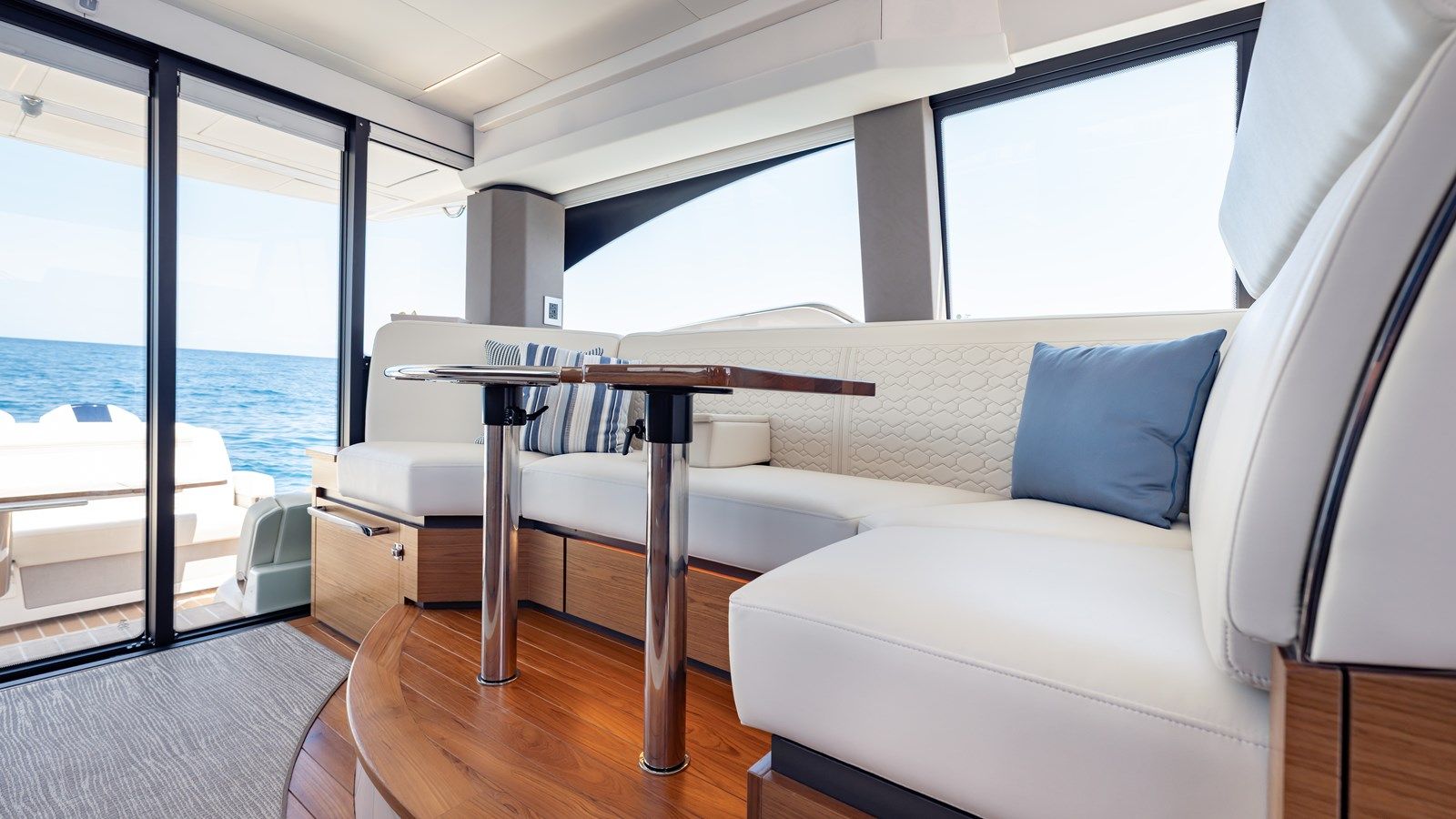 Lorax - Tiara yacht sale