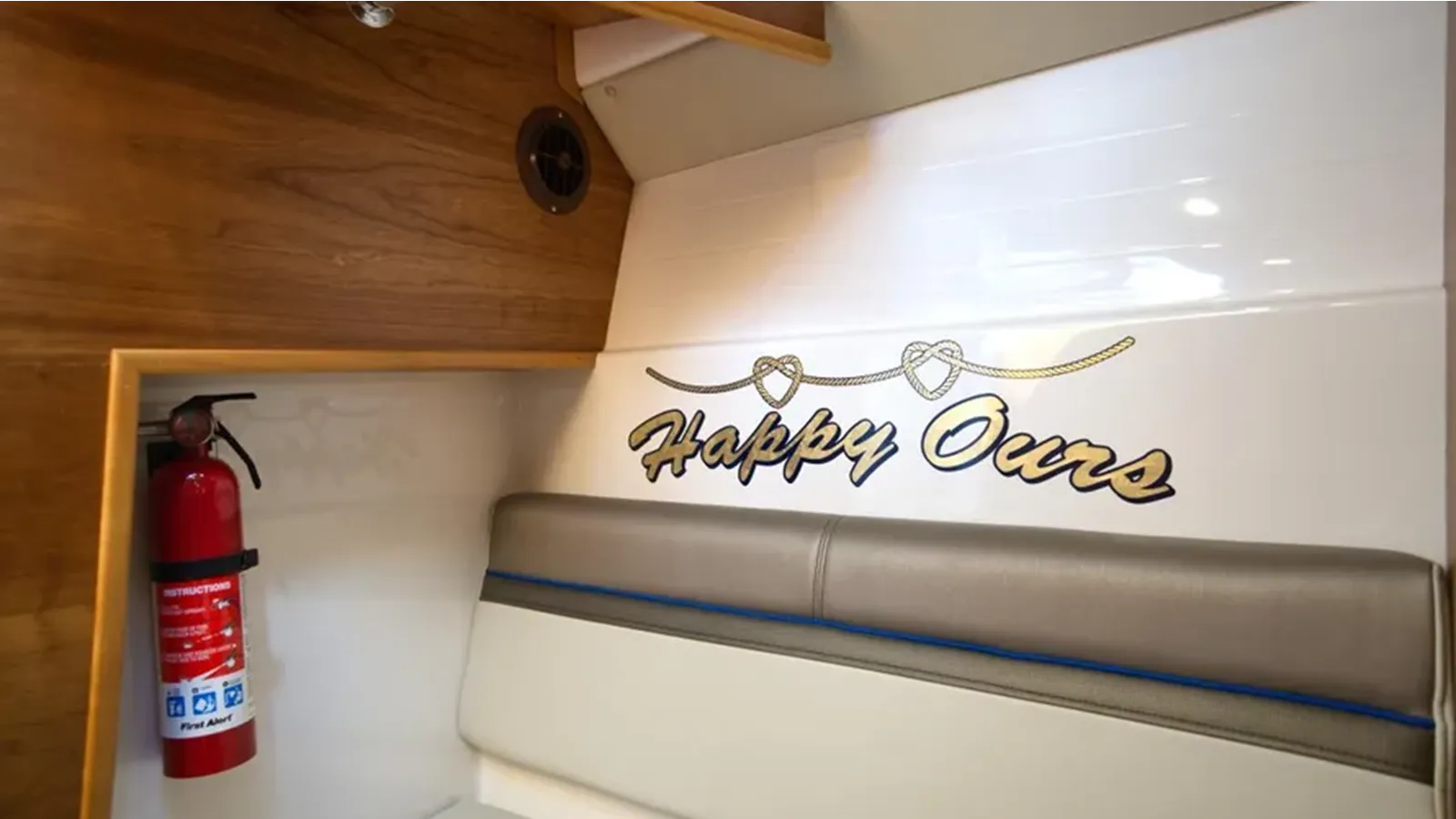 Лучшие предложения покупки яхты 2019 Cutwater 28 LE