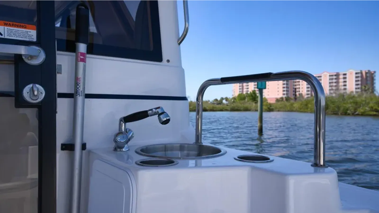 Стоимость яхты 2019 Cutwater 28 LE - CUTWATER