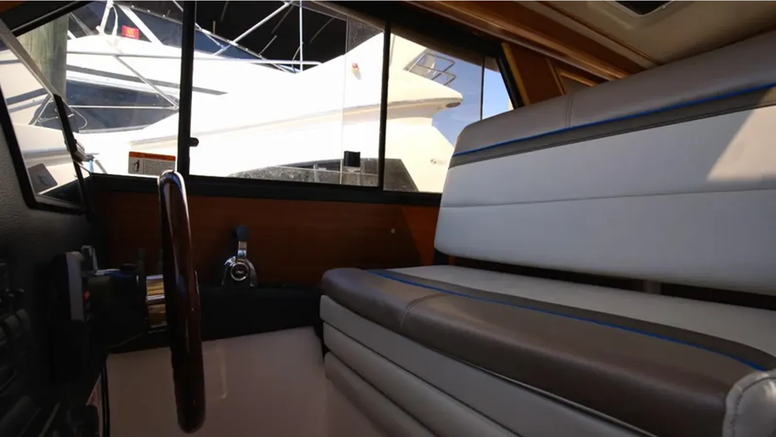 Стоимость яхты 2019 Cutwater 28 LE