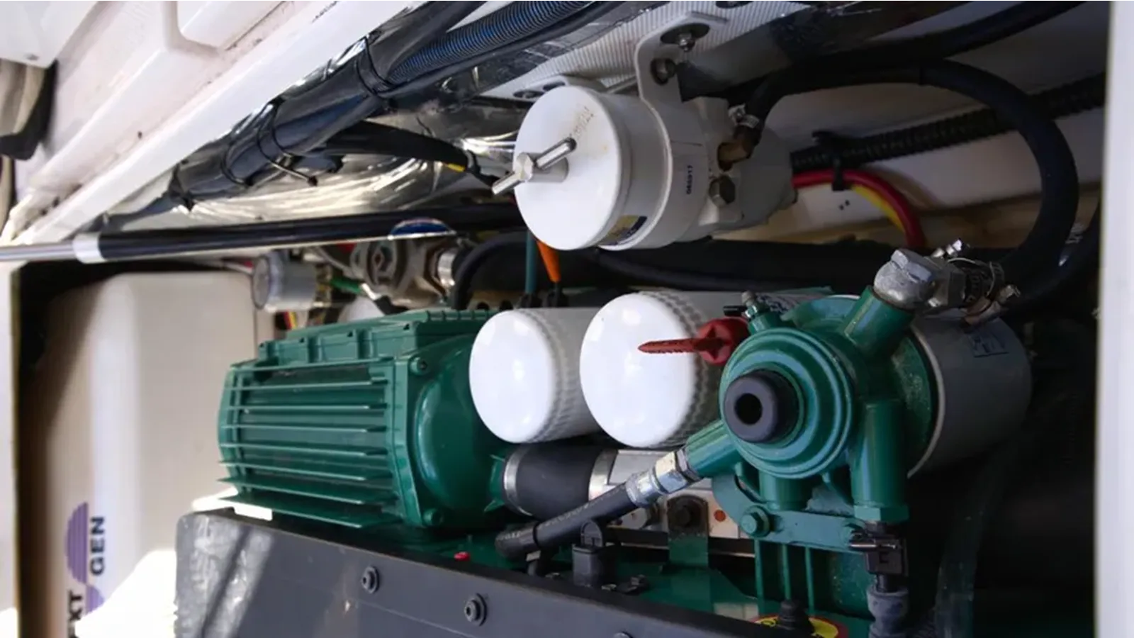 Купить 2019 Cutwater 28 LE - CUTWATER