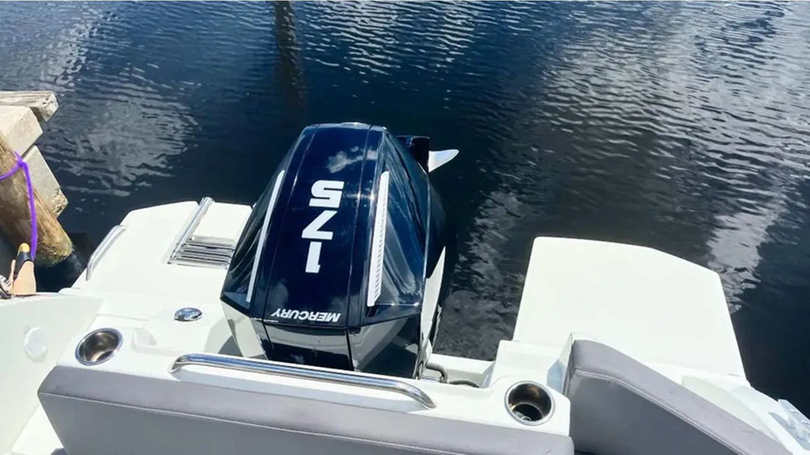 Buy a yacht 2023 Beneteau Antares 7 OB 2023