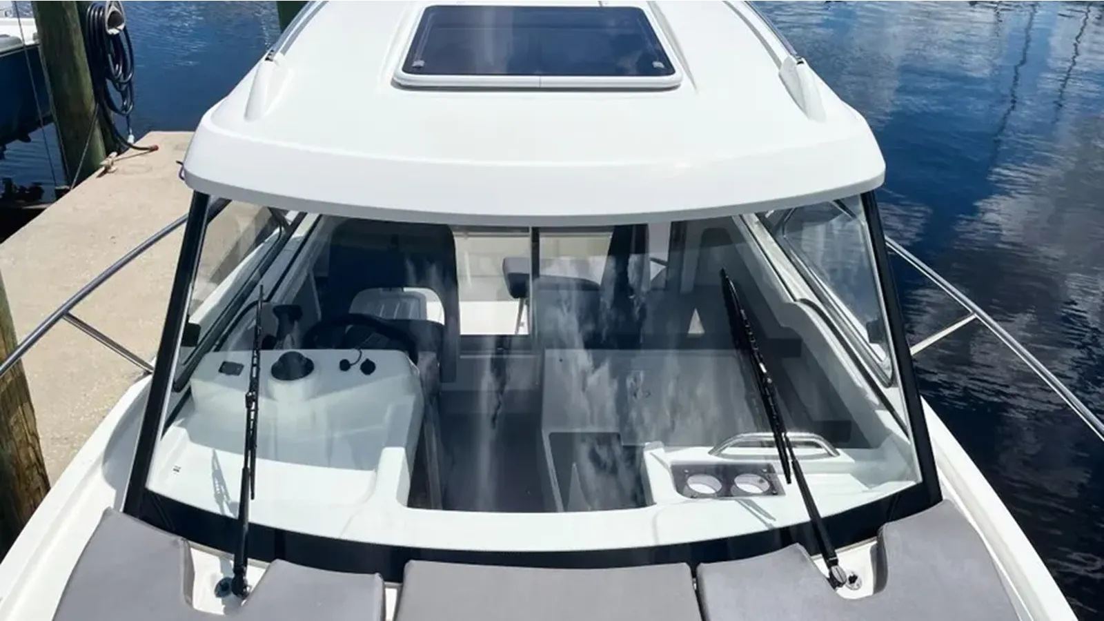 2023 Beneteau Antares 7 OB Antares 7 OB price