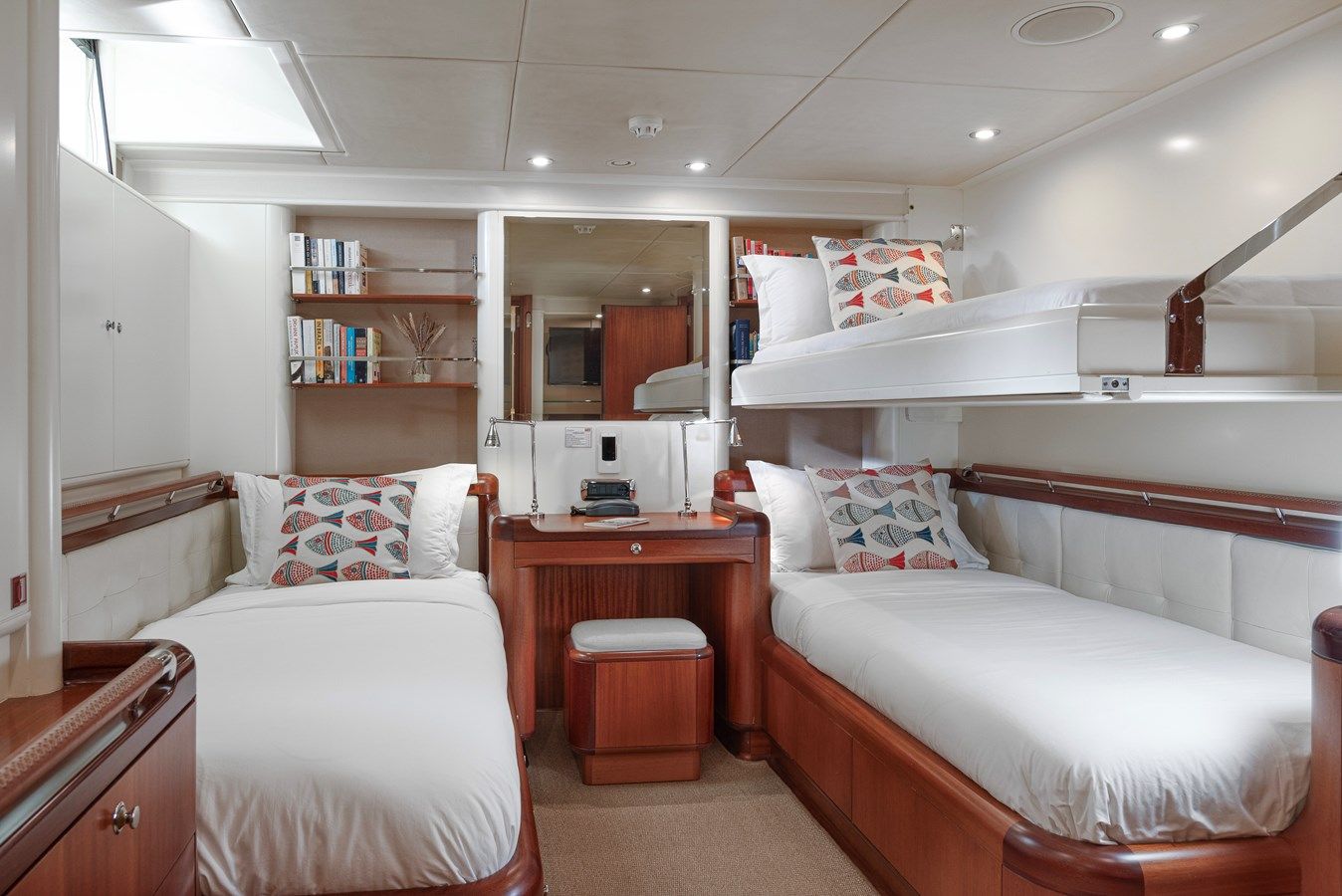 Buy a yacht SURAMA - ROYAL HUISMAN