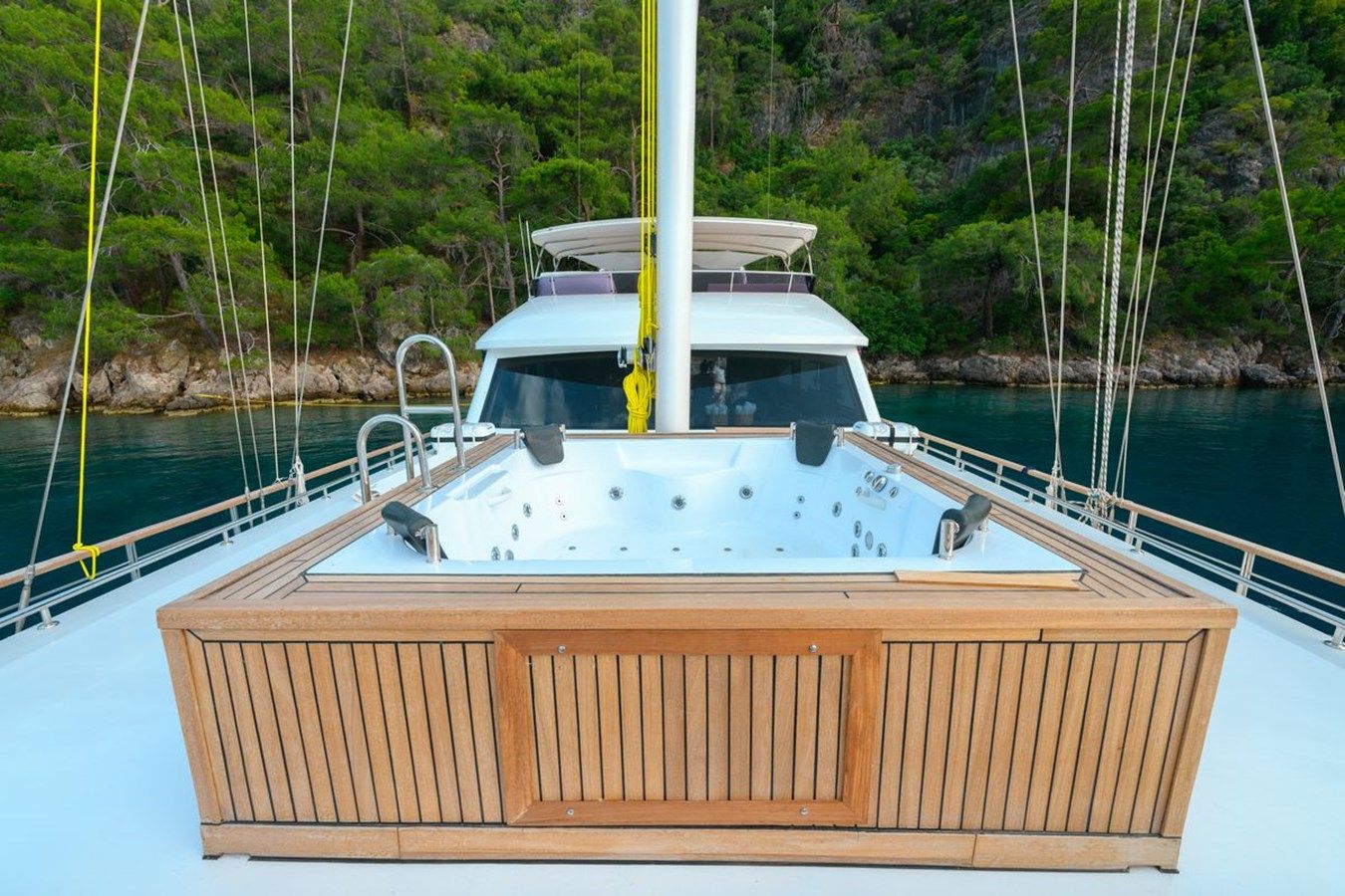 Buy a BELGIN SULTAN at Shestakov Yacht Sales