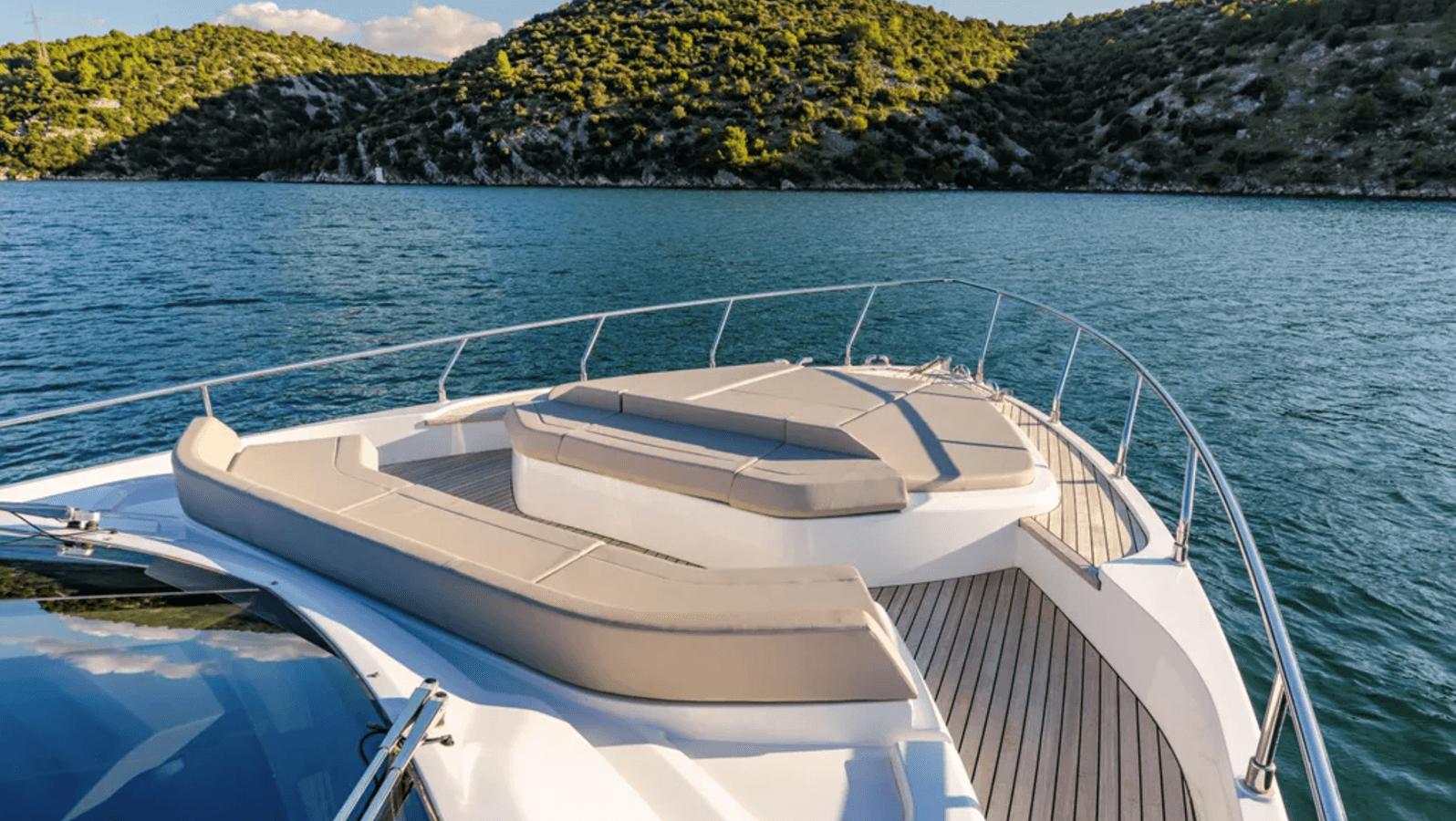 Купить яхту La Seduction 550 в Shestakov Yacht Sales