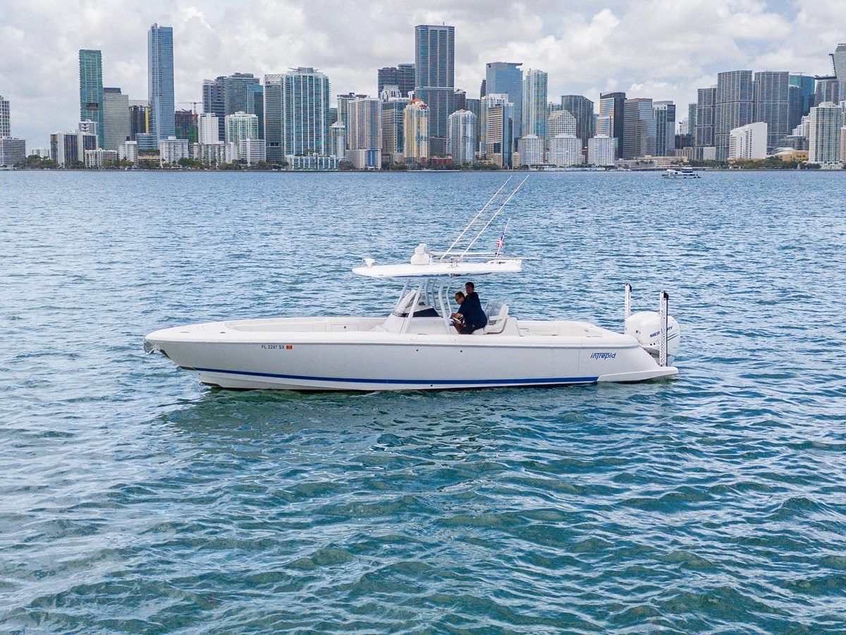 Купить яхту 345 Nomad FE 345 Nomad FE в Shestakov Yacht Sales