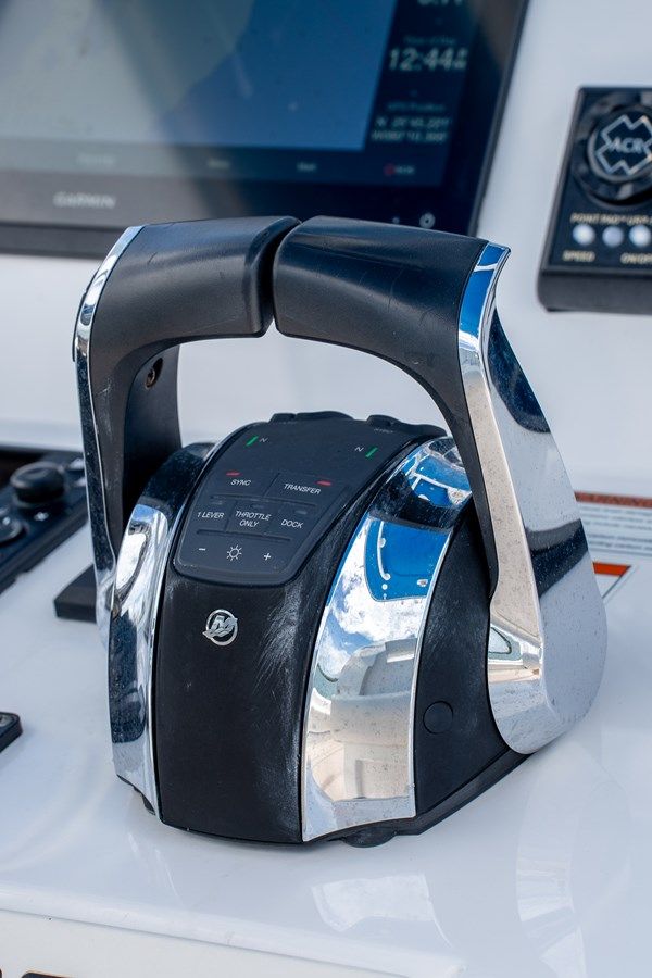 Продажа яхты 345 Nomad FE 345 Nomad FE