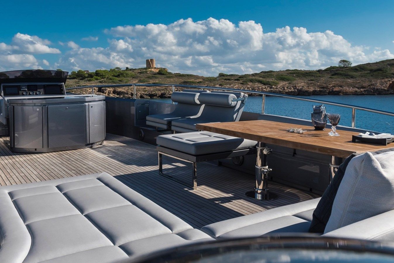 Стоимость яхты Aldebaran III - PERSHING