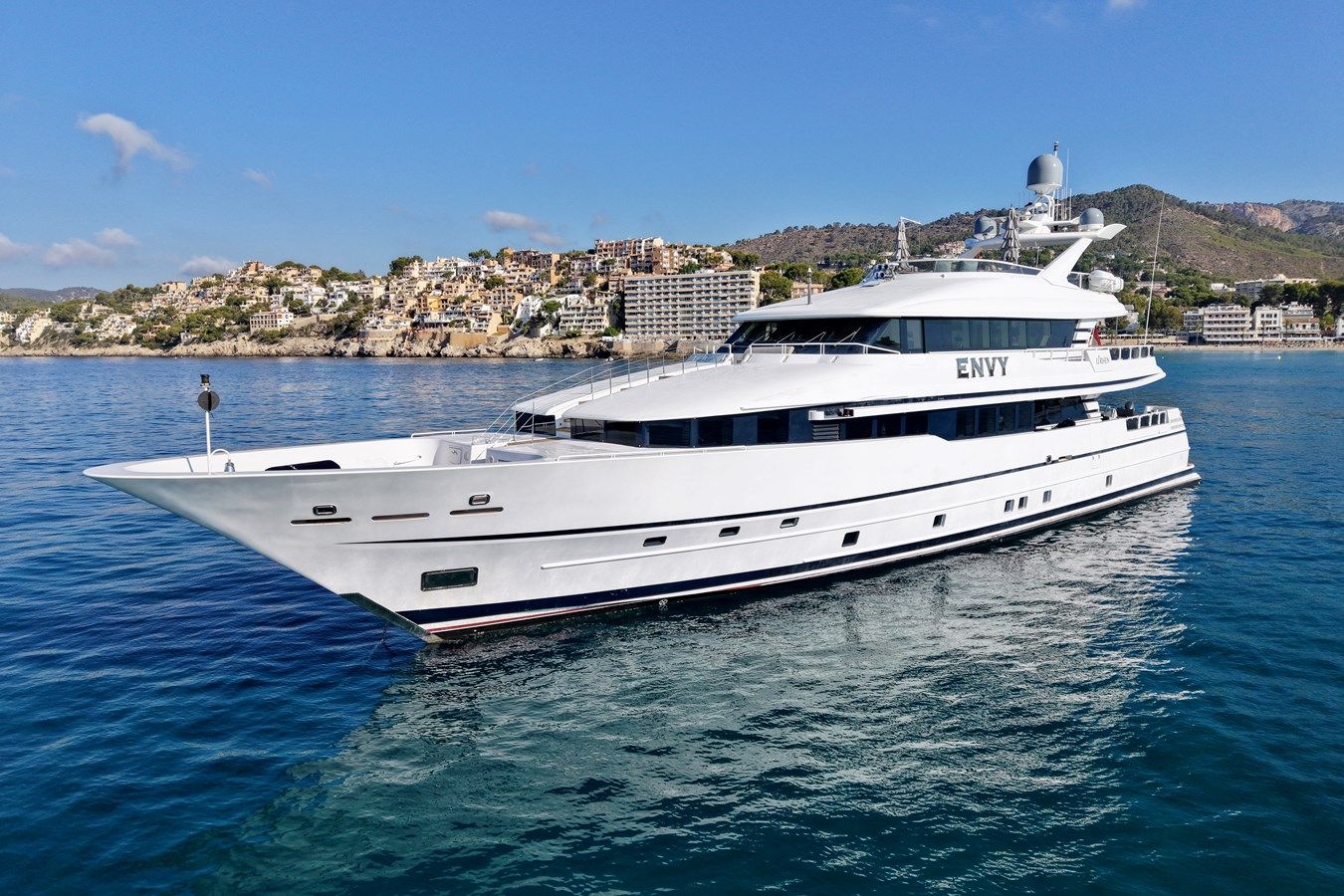 Buy a yacht ENVY - Lurssen