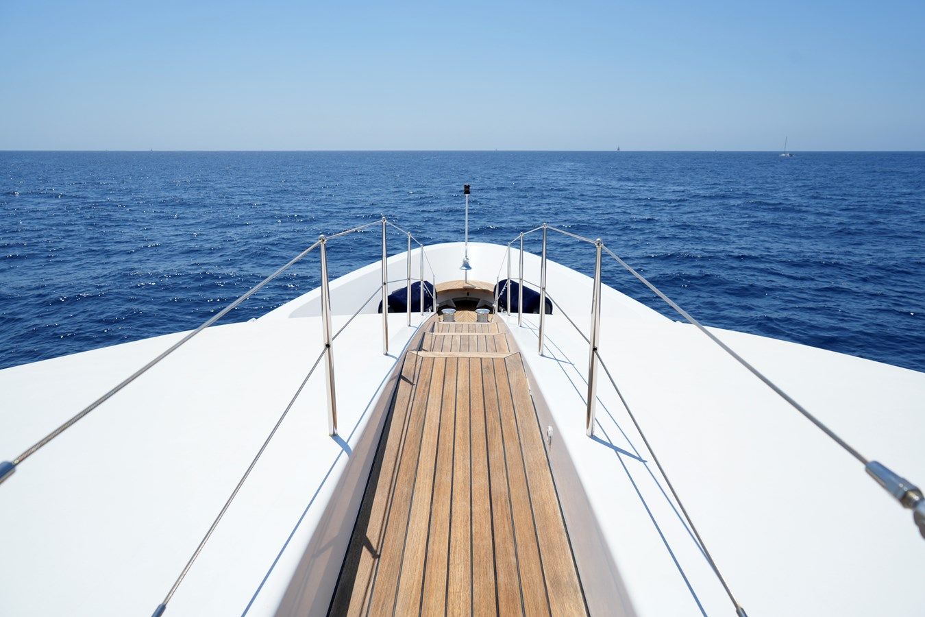 the best price on ENVY - Lurssen