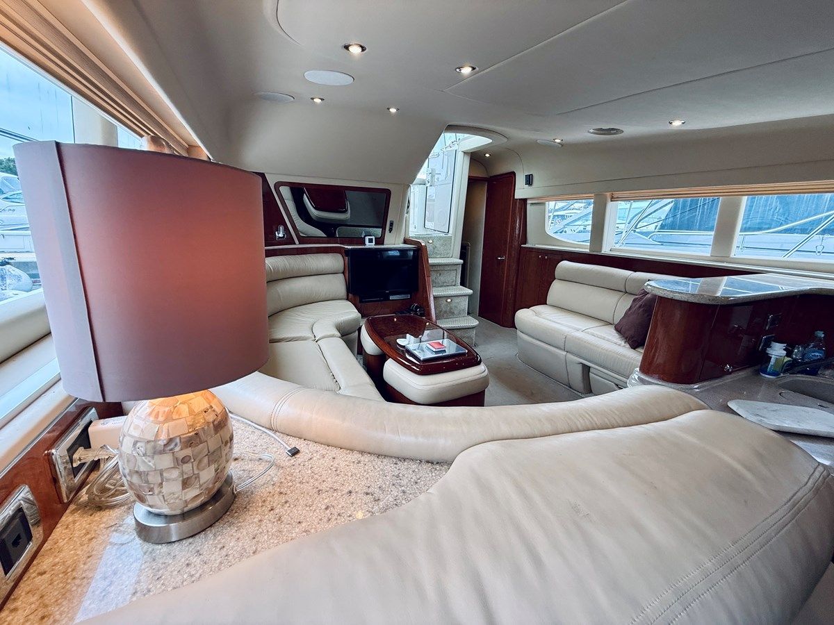 Продажа яхты - - SEA RAY