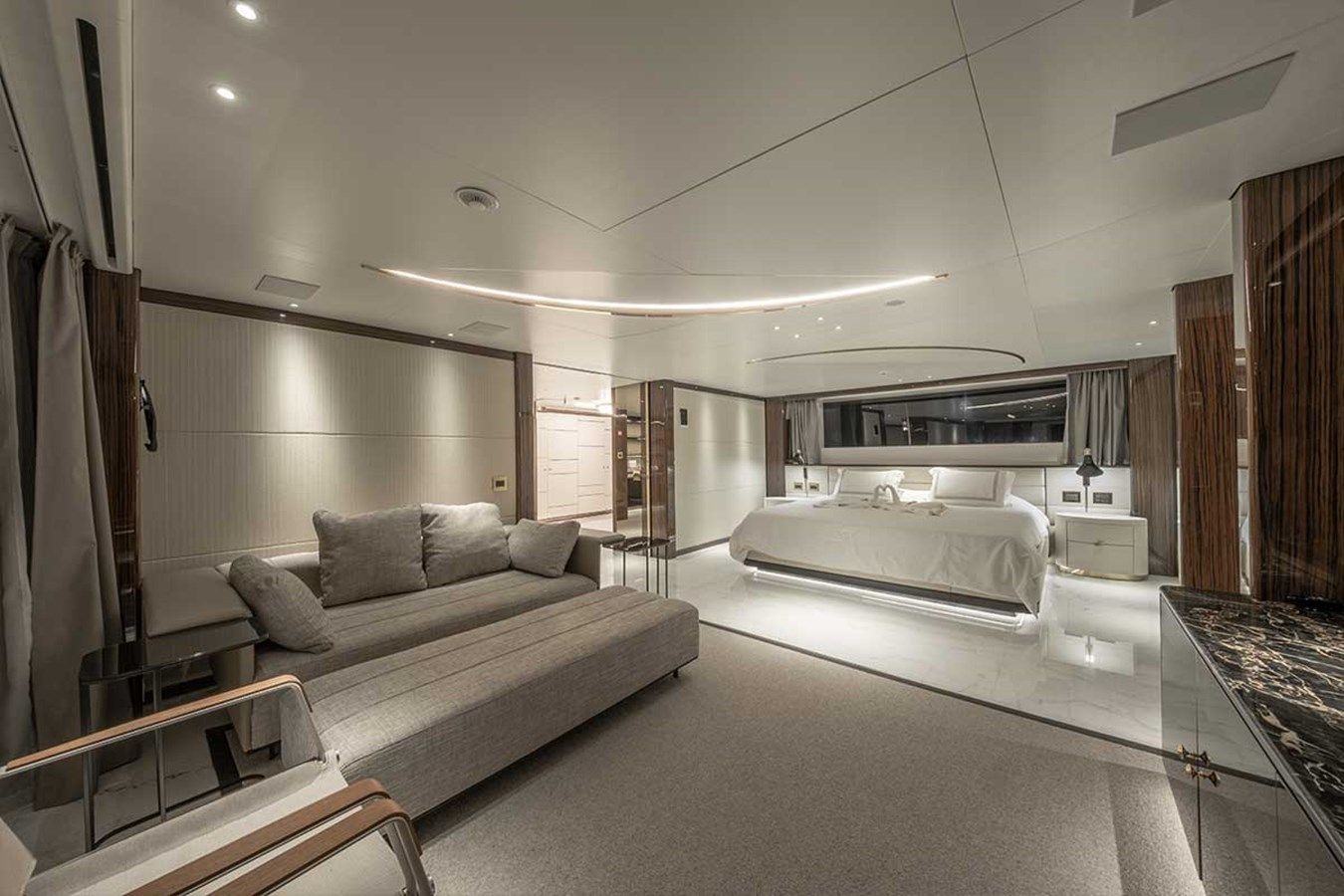 TURKS BYOND 37 yacht sale