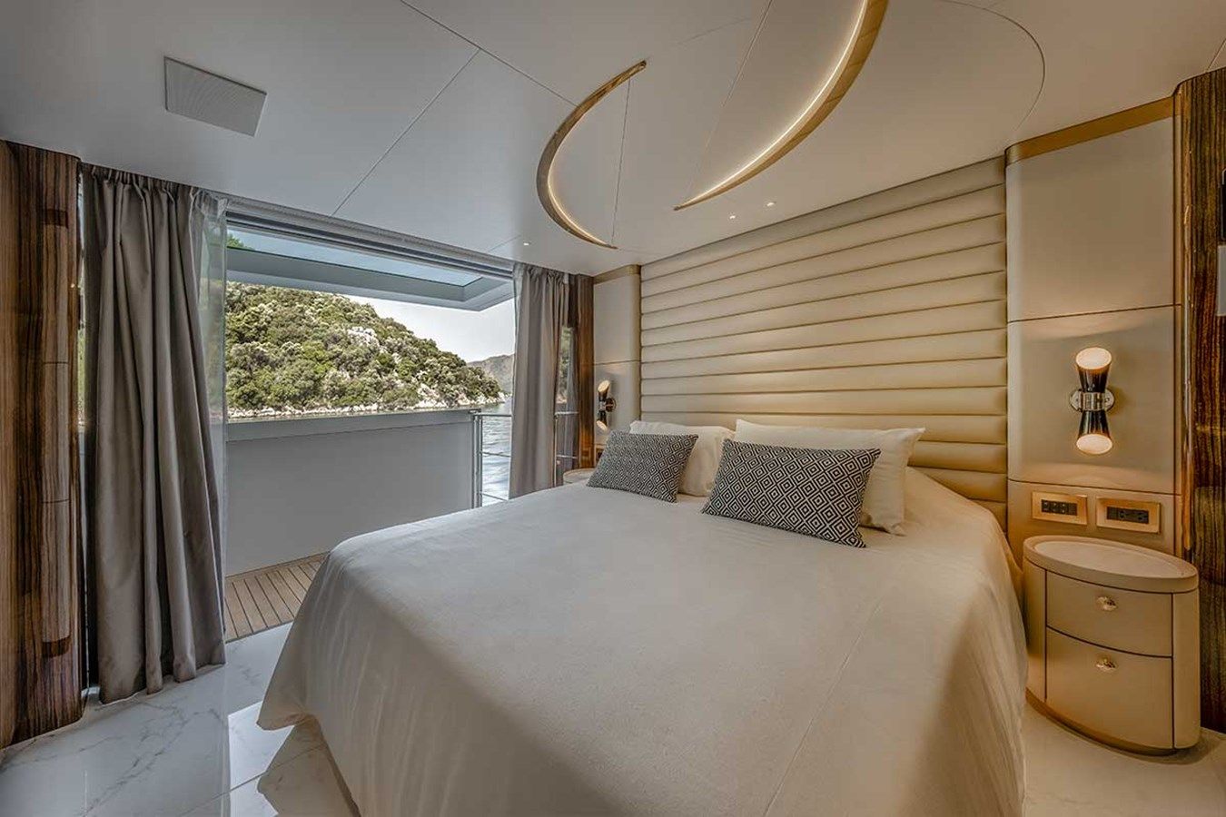 TURKS - Benetti yacht sale