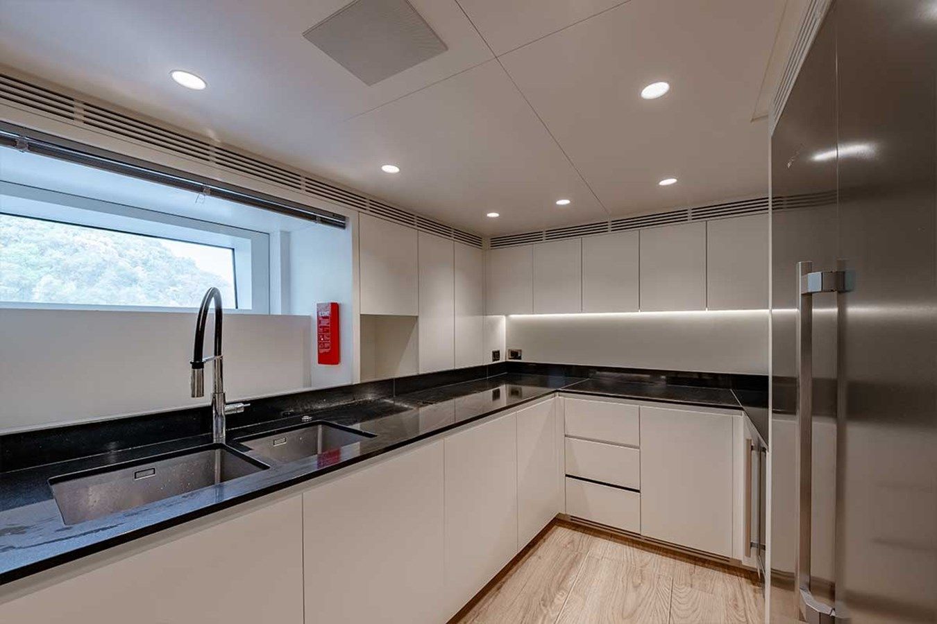 Buy a TURKS - Benetti at Shestakov Yacht Sales