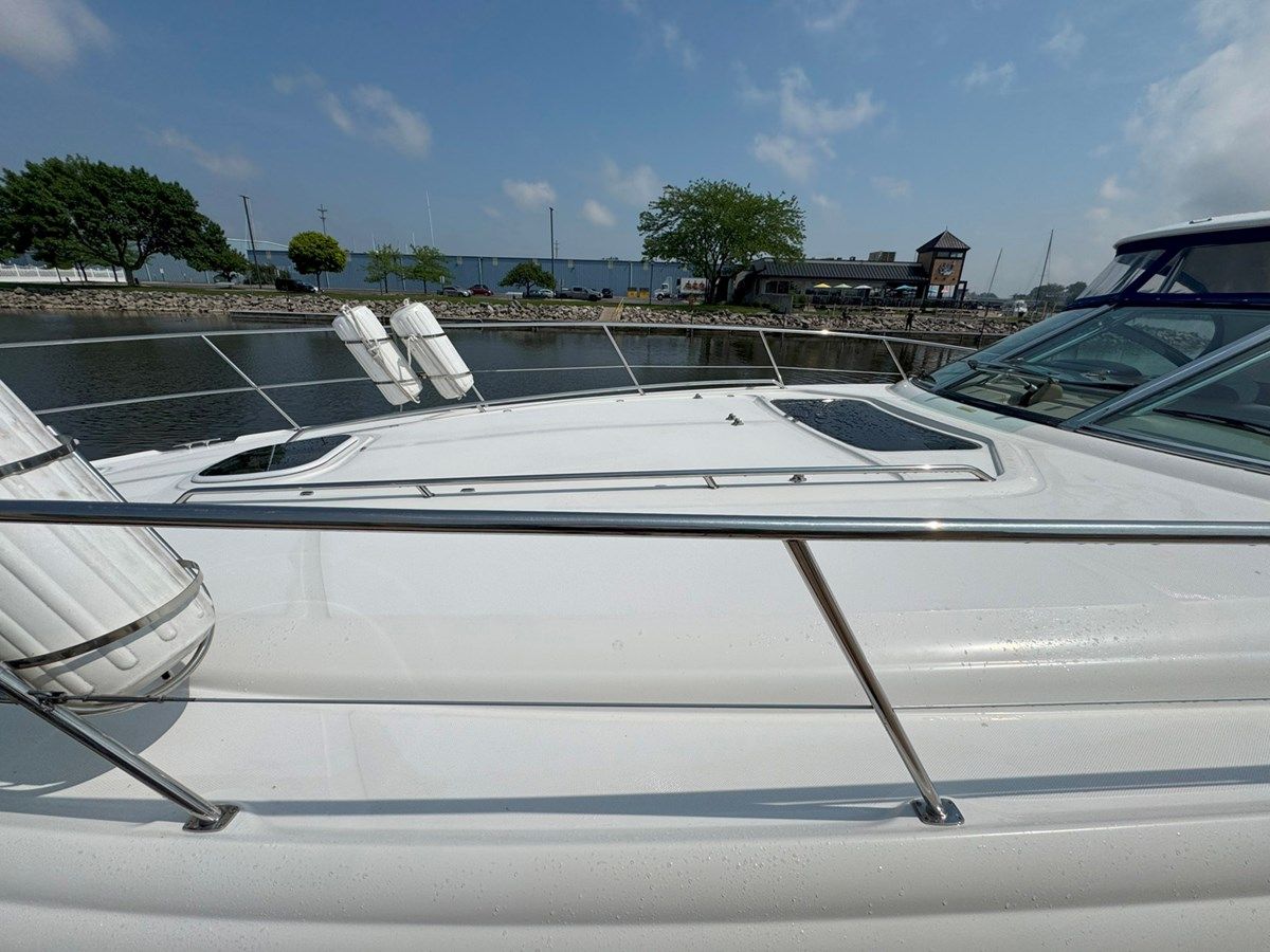 best yacht sales deals ALMAS DEL MAR - SEA RAY