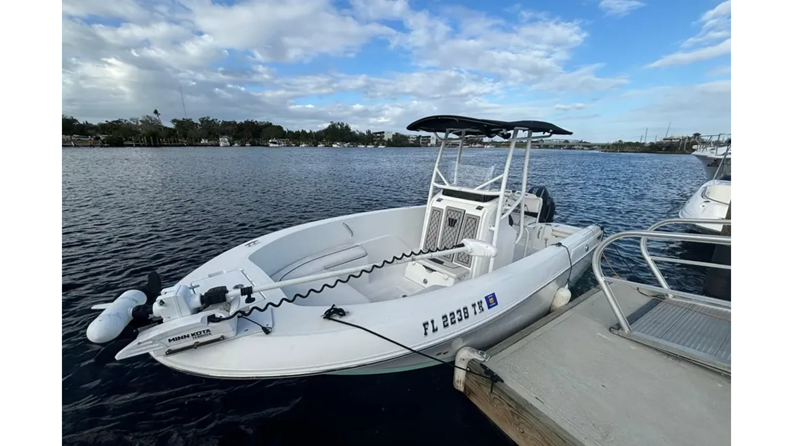 best yacht sales deals 2023 Wellcraft 202 Fisherman 20' - WELLCRAFT