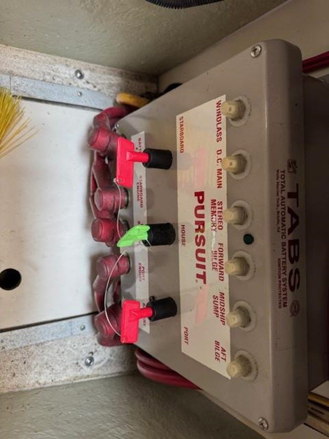 Buy a - - PURSUIT BOATS at Shestakov Yacht Sales