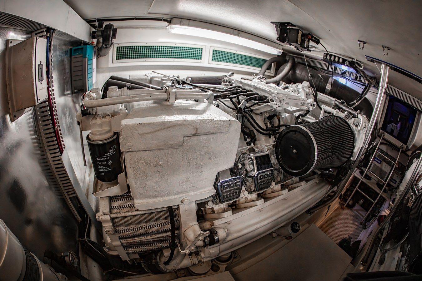 best yacht sales deals Misty Blue 2004