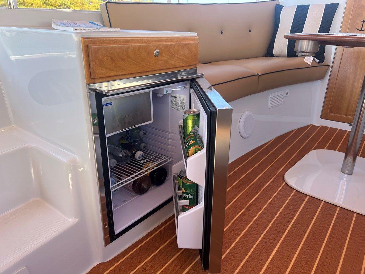 Buy a yacht 2022 Duffy 22 Cuddy Cabin 22 Cuddy Cabin