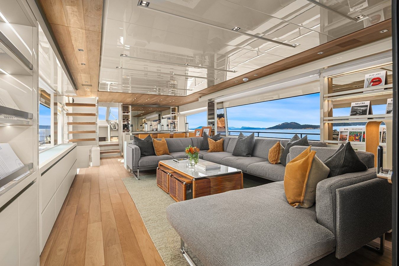 Buy a ESSENZA 86 at Shestakov Yacht Sales