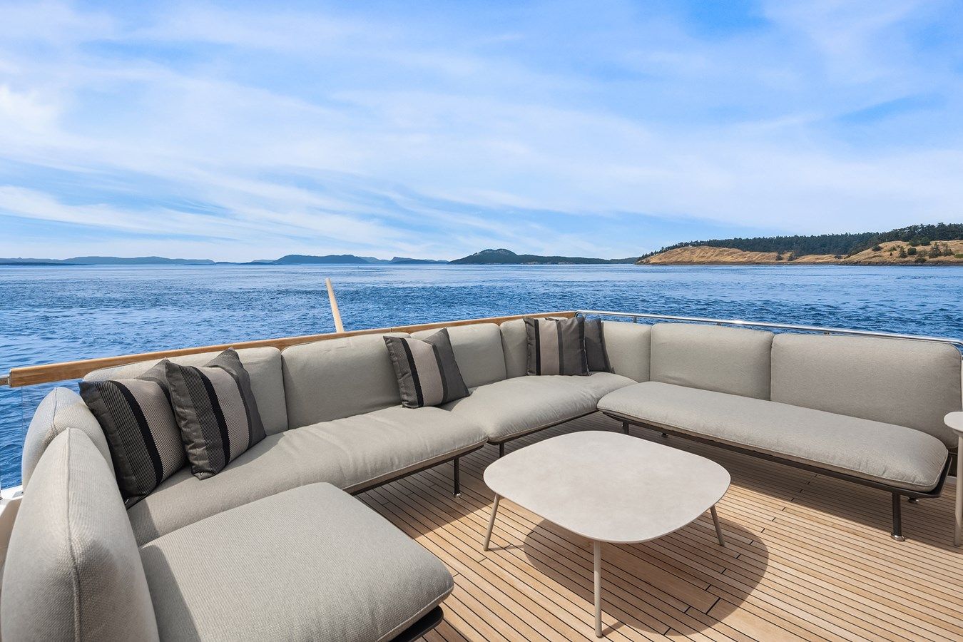 ESSENZA 2023 yacht sale