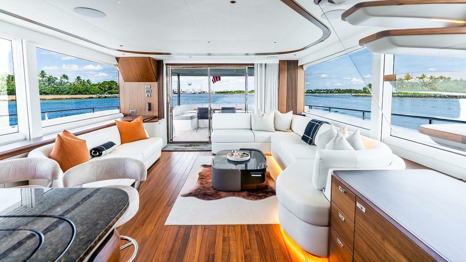 best yacht sales deals COSA BELLA 82
