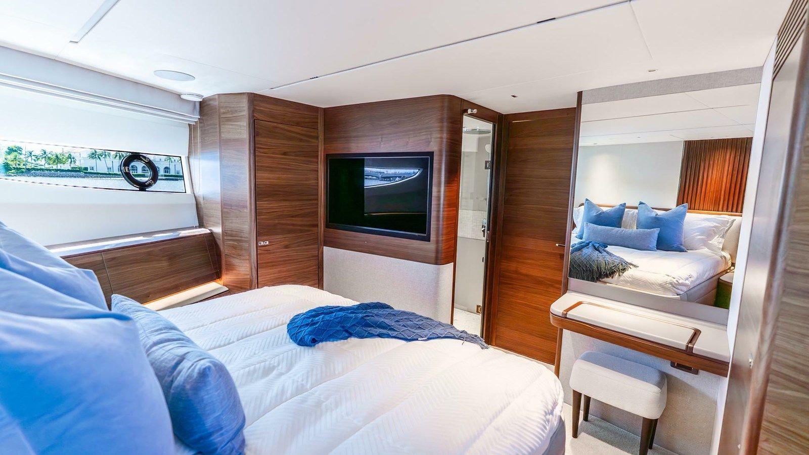 Buy a yacht COSA BELLA 2024