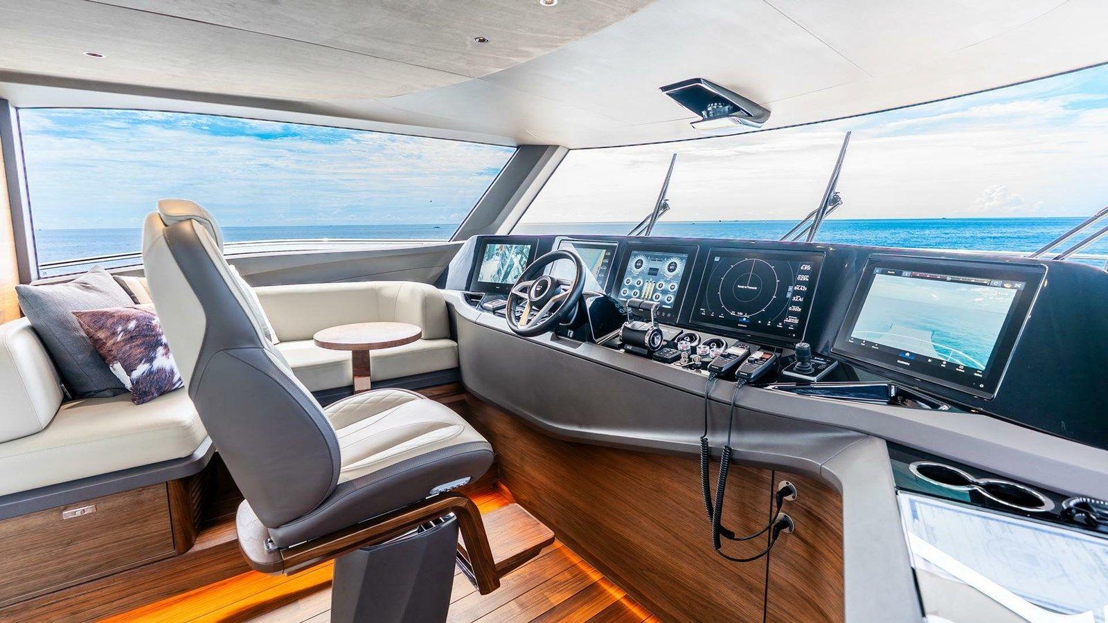 best yacht sales deals COSA BELLA 82