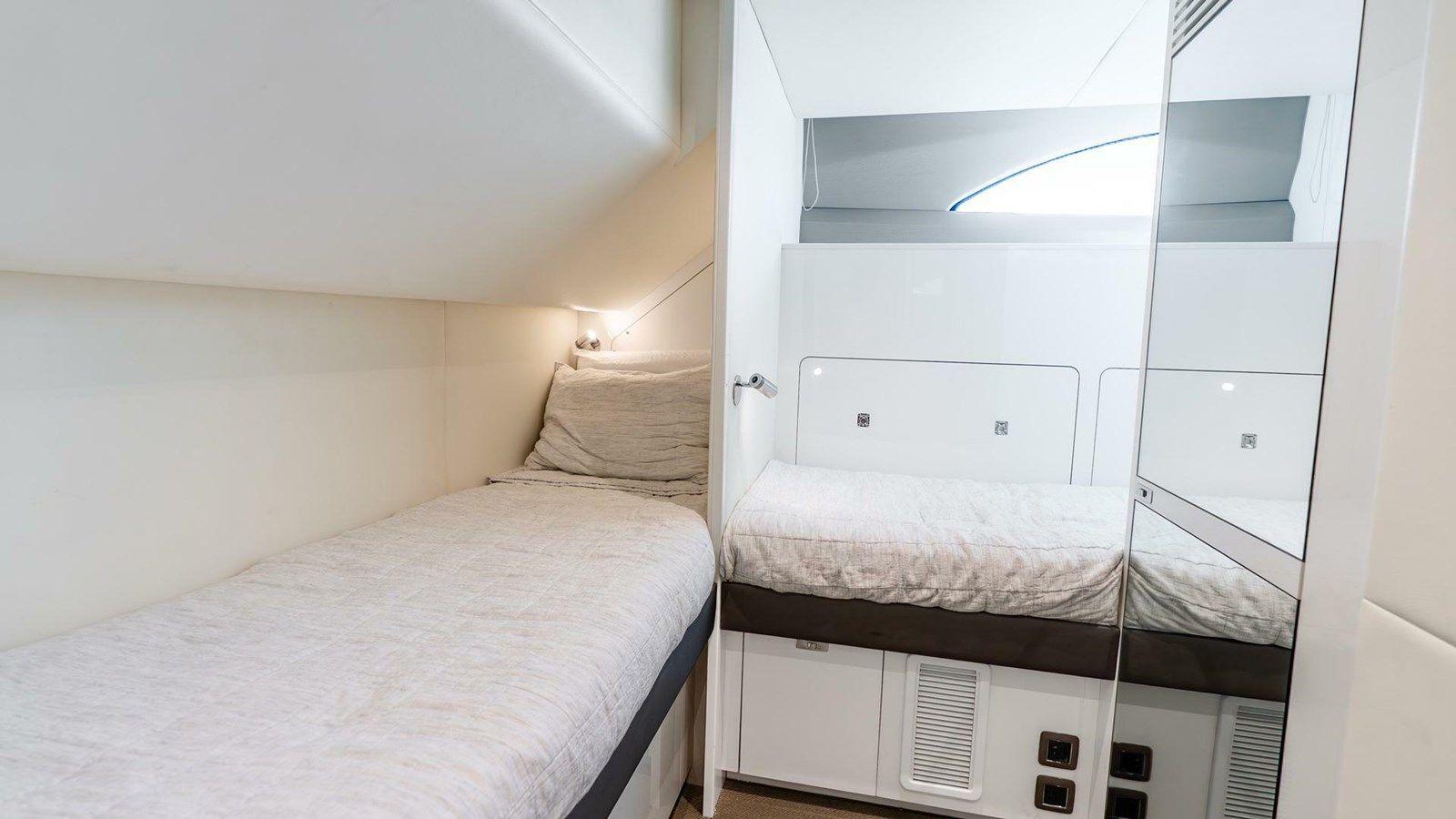 Buy a COSA BELLA at Shestakov Yacht Sales