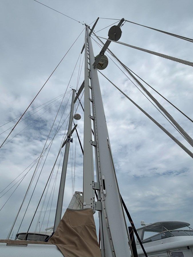 best yacht sales deals SEA EAGLE 44