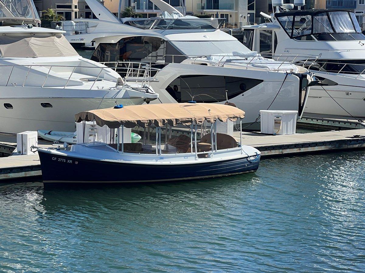 Buy a yacht 2022 Duffy 22 Cuddy Cabin 22