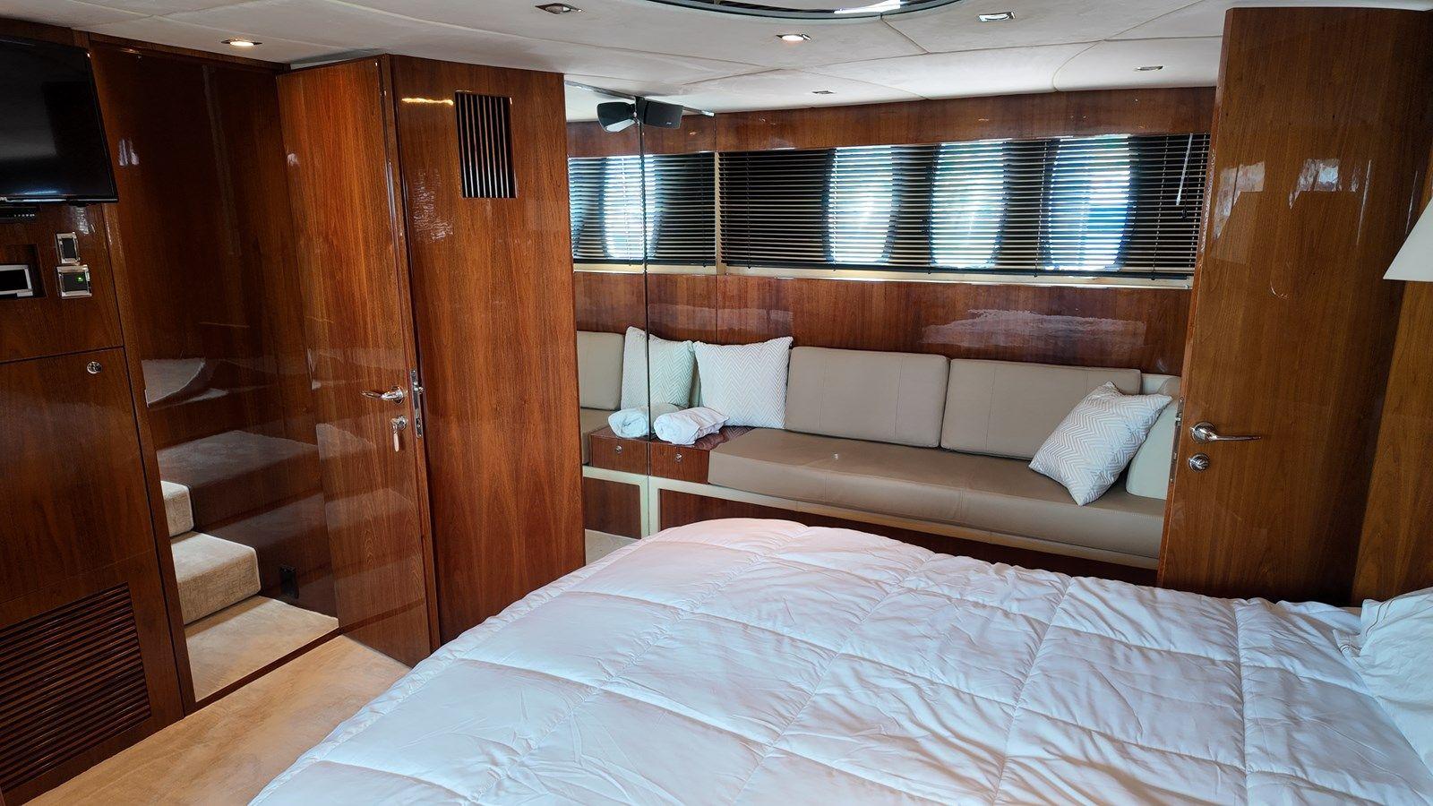 the best price on OCEANA I - Fairline
