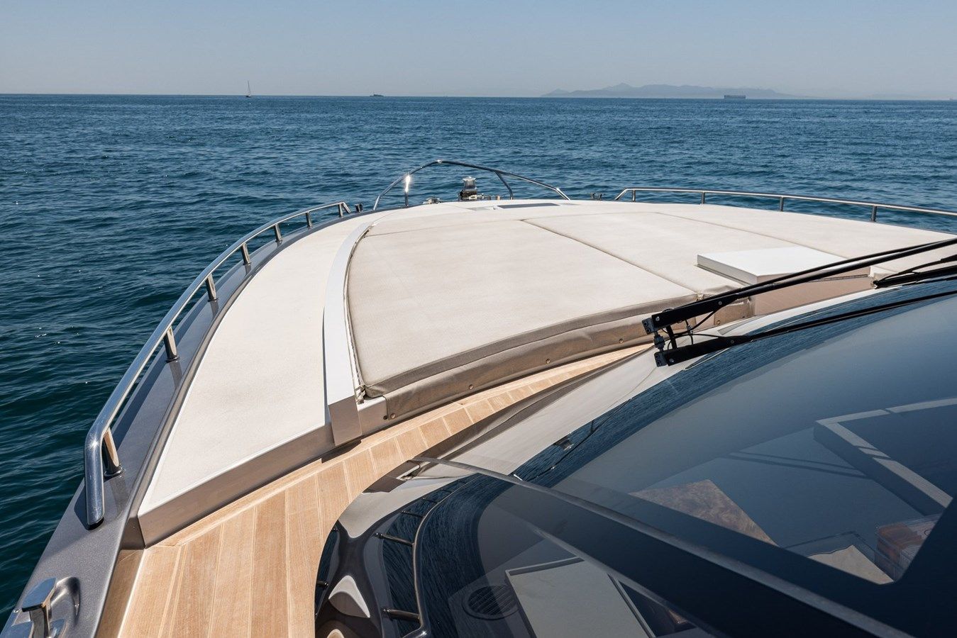 best yacht sales deals LIONESS 2008