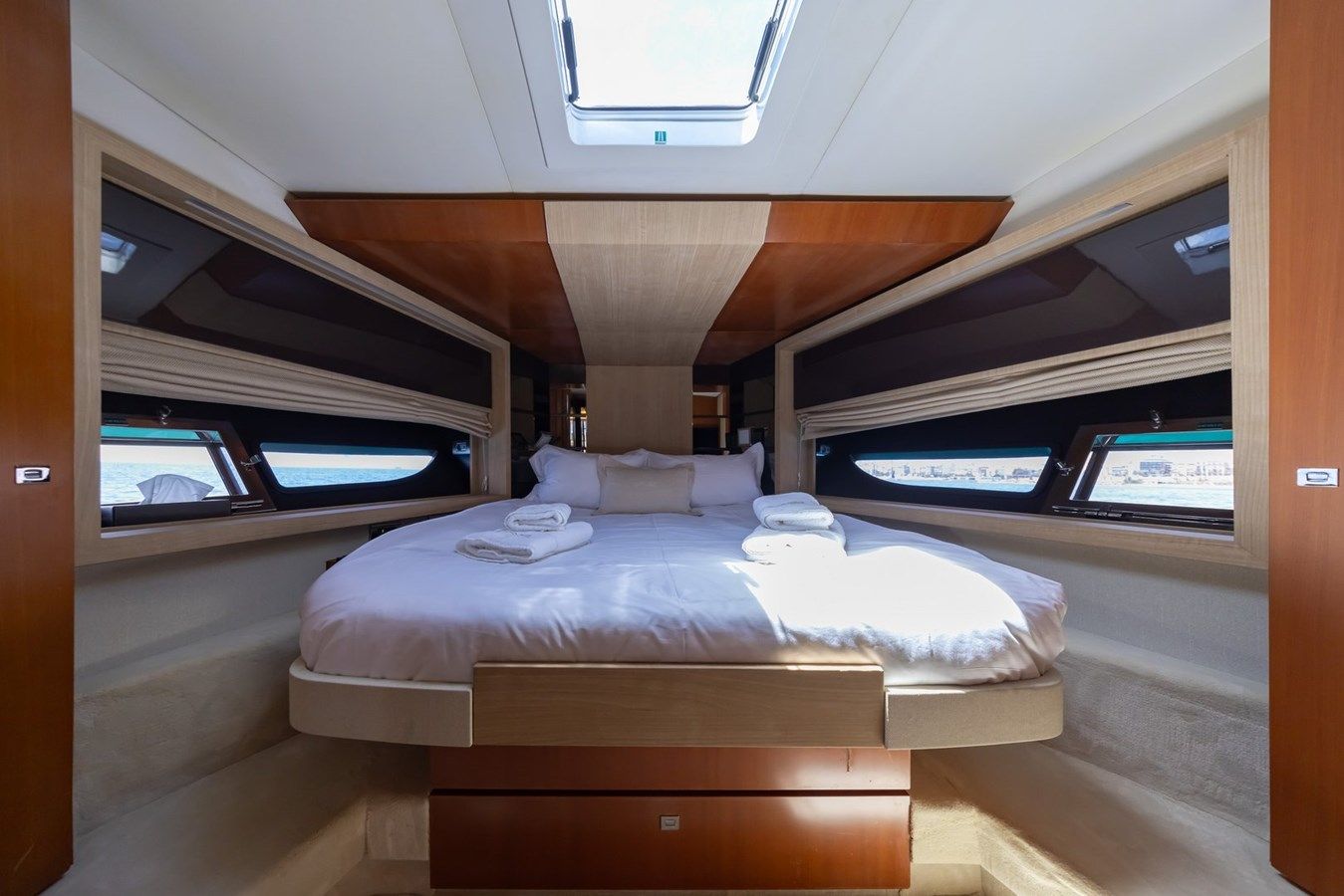 best yacht sales deals LIONESS 70