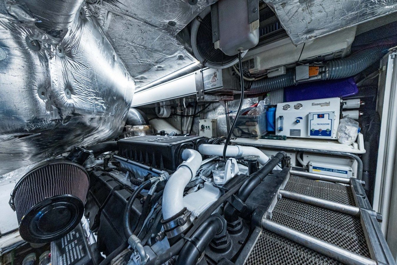 Buy a LIONESS 2008 at Shestakov Yacht Sales