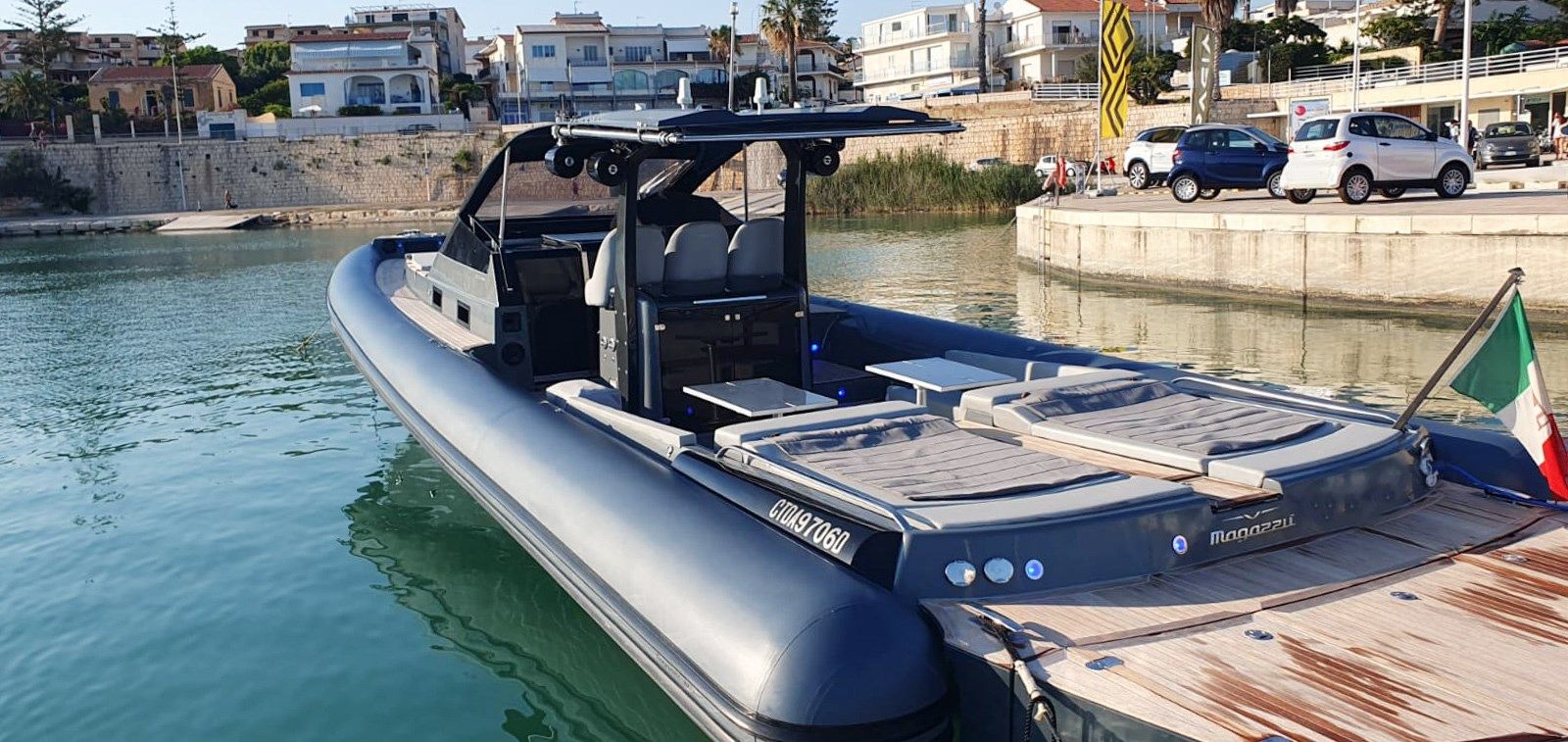 Купить яхту Atlantis 46 в Shestakov Yacht Sales