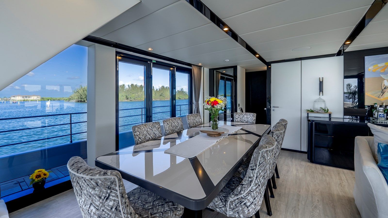 Купить яхту Emmiliza 2021 в Shestakov Yacht Sales