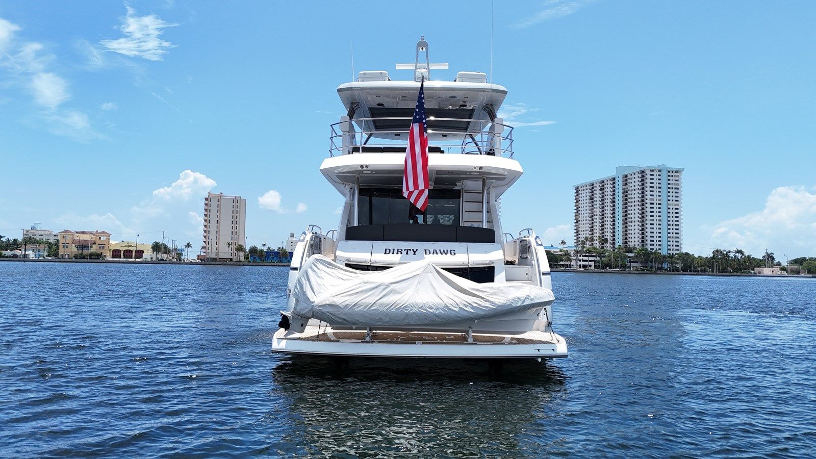 Buy a yacht Dirty Dawg 2017