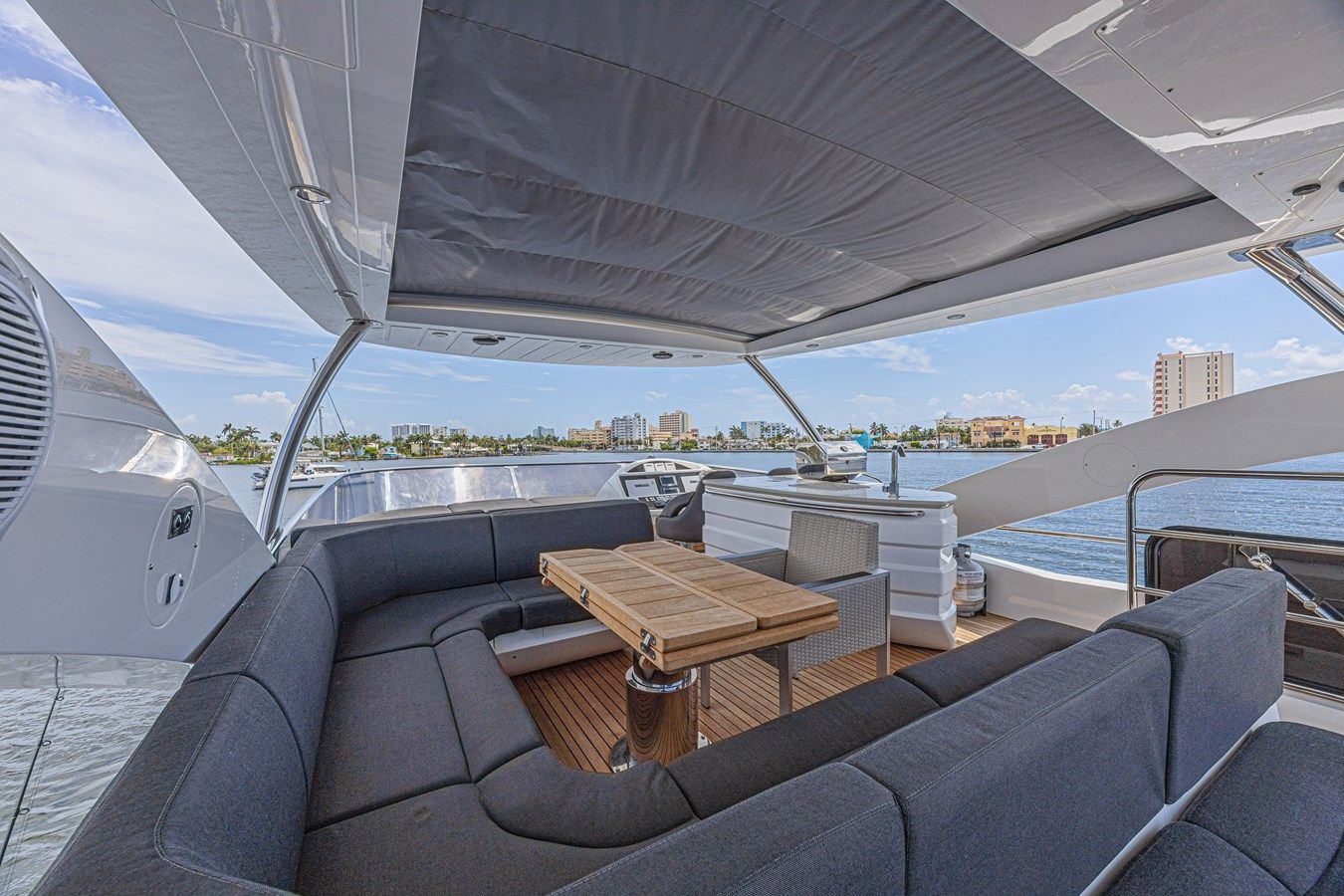 Dirty Dawg 75 yacht sale