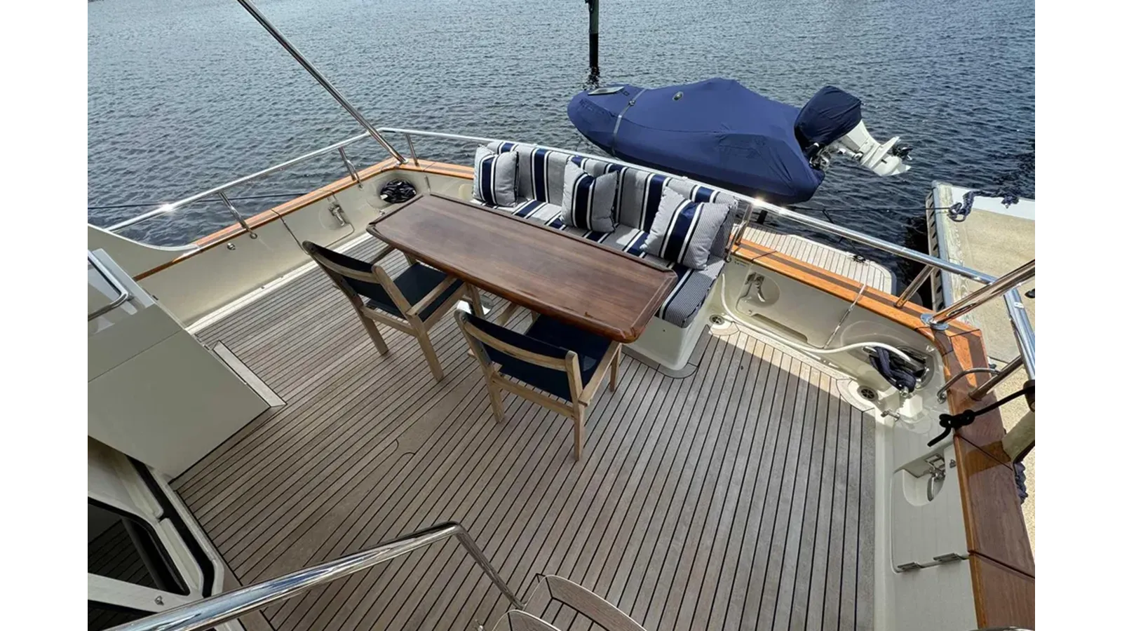 Купить яхту LADY LEE 58 в Shestakov Yacht Sales