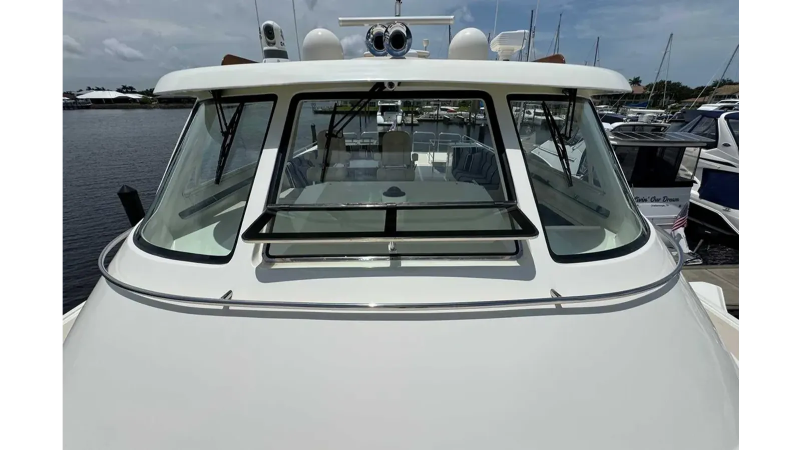 Купить яхту LADY LEE - Marlow в Shestakov Yacht Sales