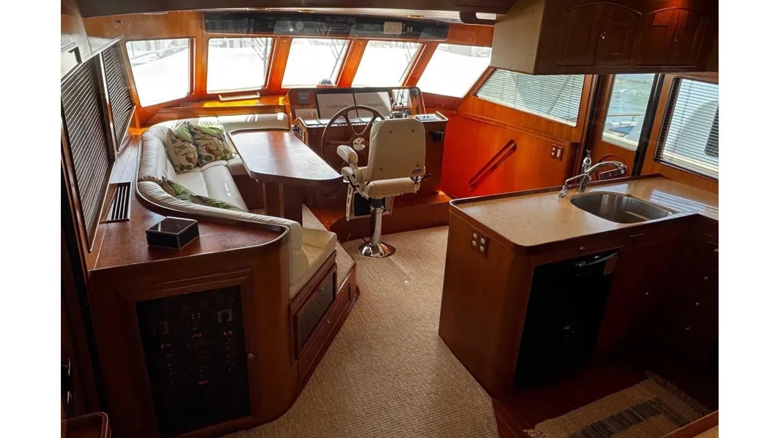 Лучшая цена на DAMN NANCY 65