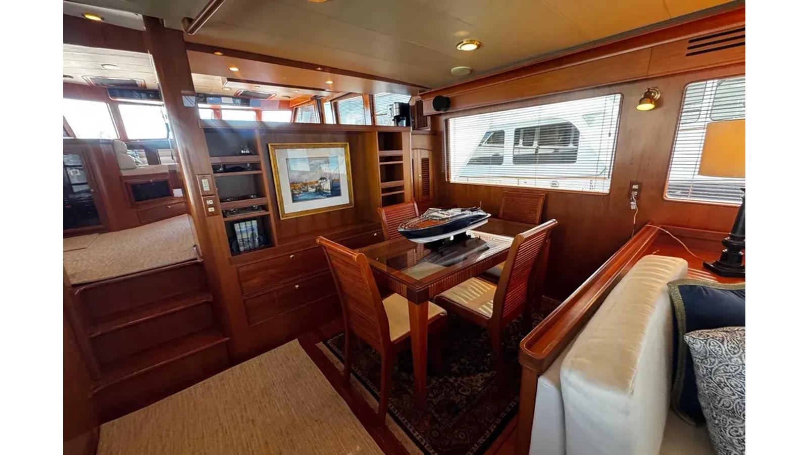 Купить яхту DAMN NANCY - Marlow в Shestakov Yacht Sales