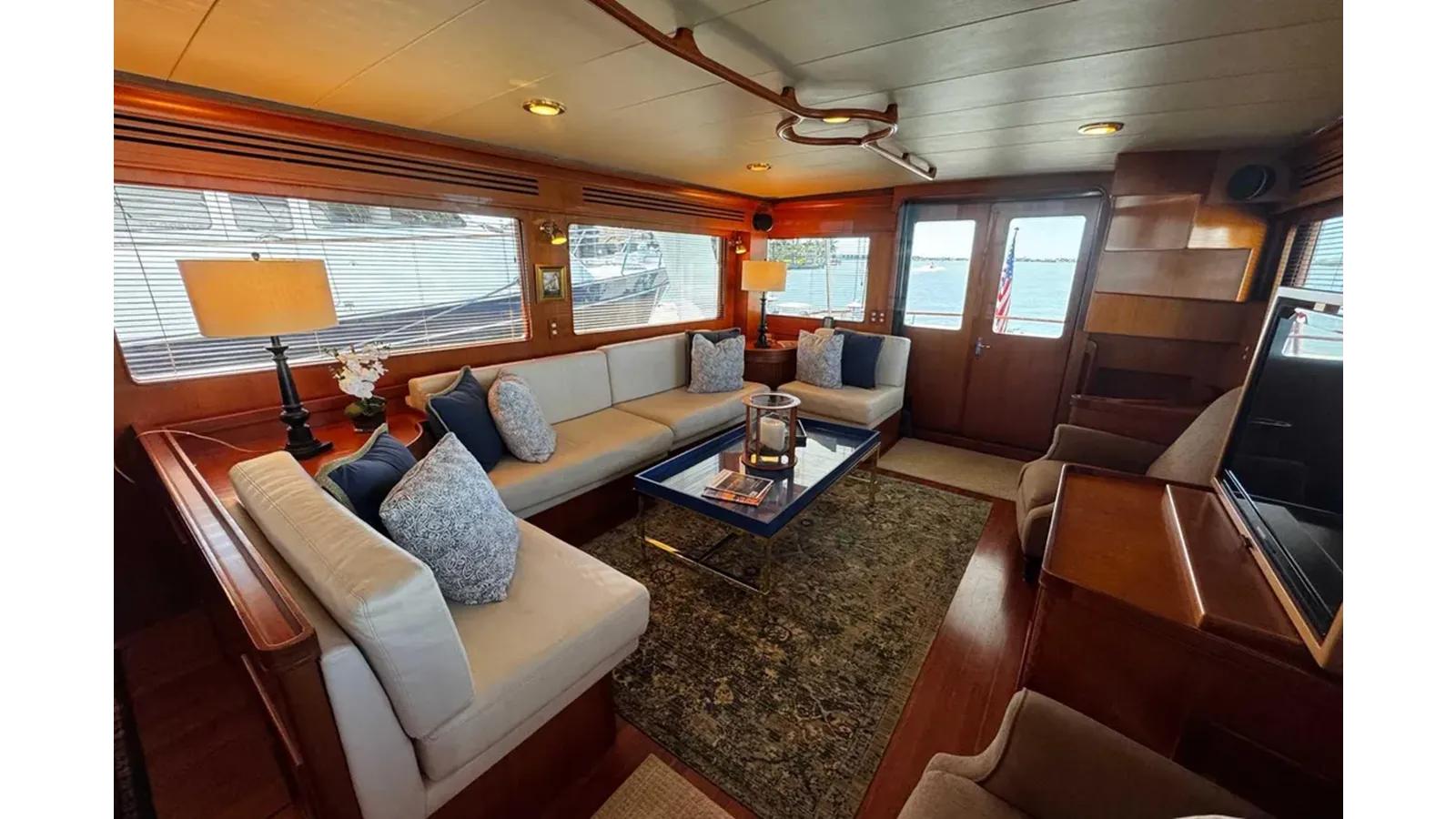 Купить DAMN NANCY - Marlow