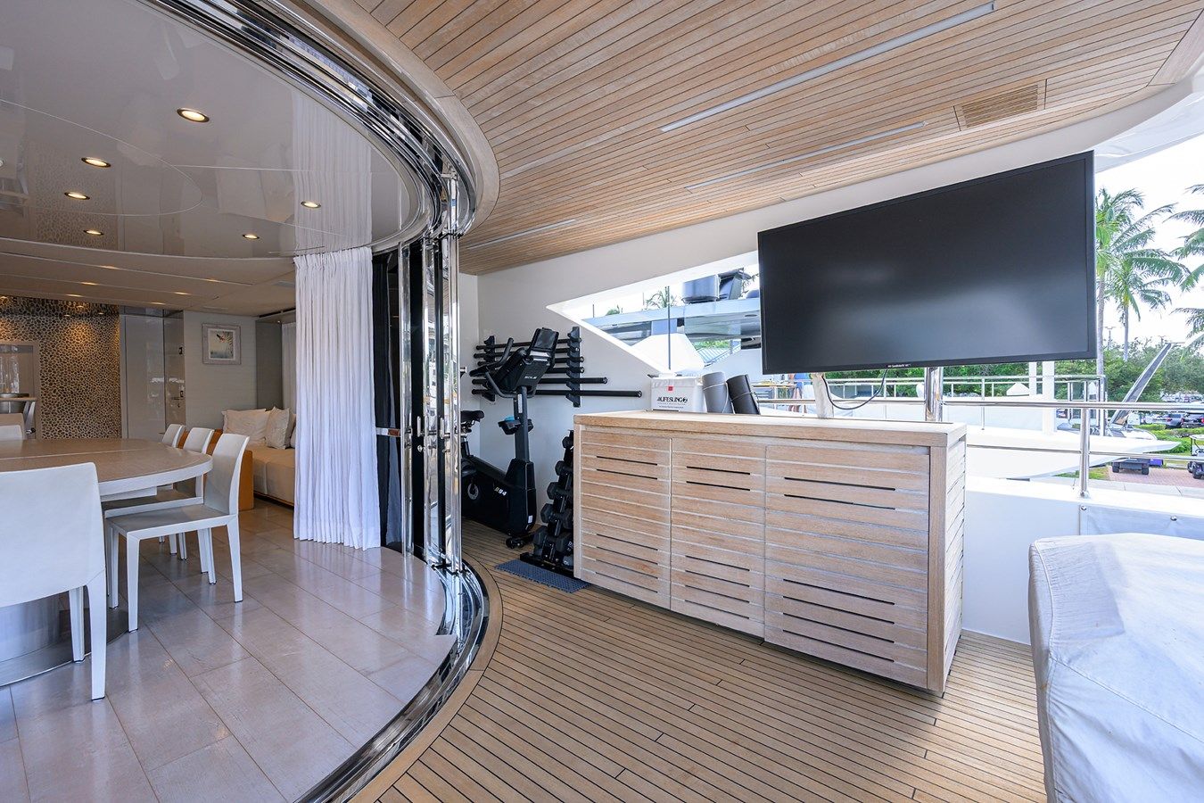 Buy a yacht HALCYON SD112