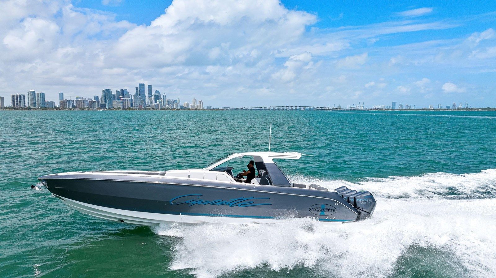 best yacht sales deals Cigarette 42 Auroris - Cigarette Racing