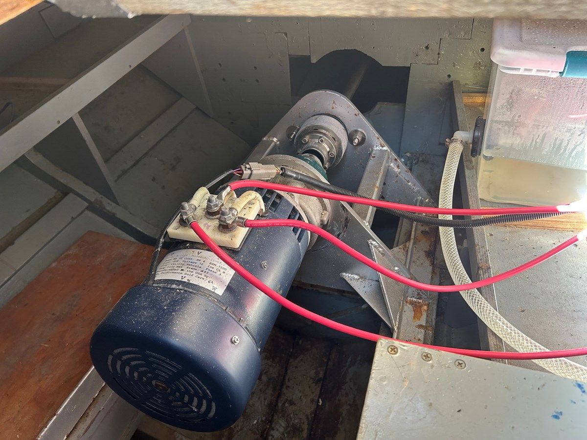 the best price on MS BLUE PEARL - PIVER