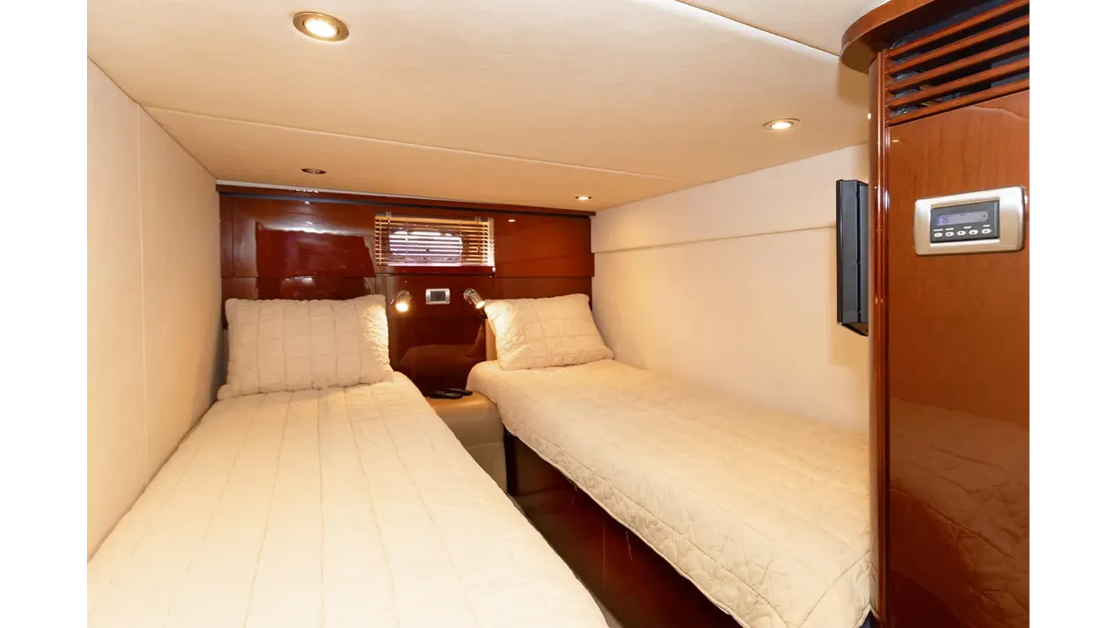 Buy a yacht PATRIOT 2008