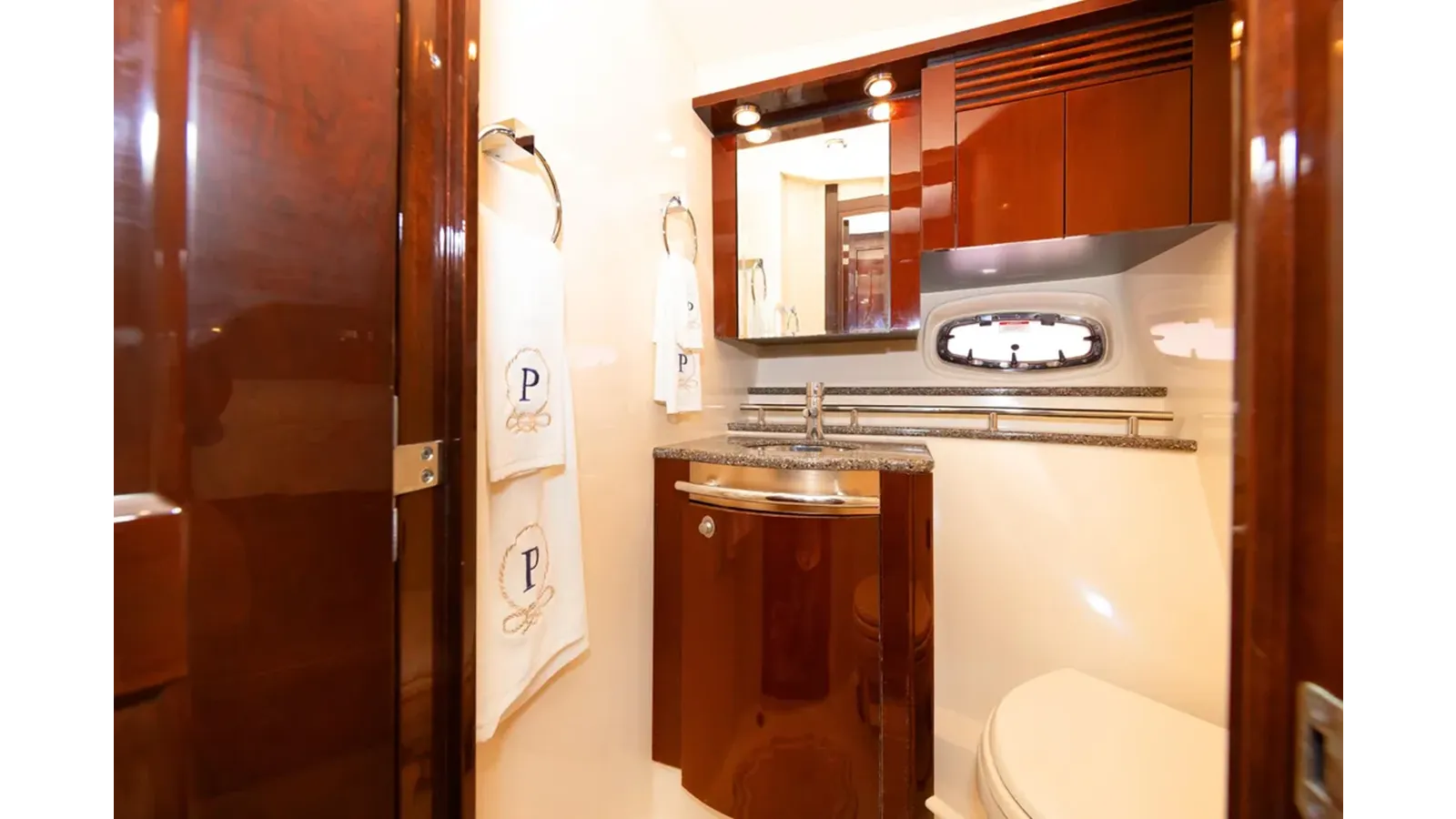 Buy a yacht PATRIOT - SEA RAY